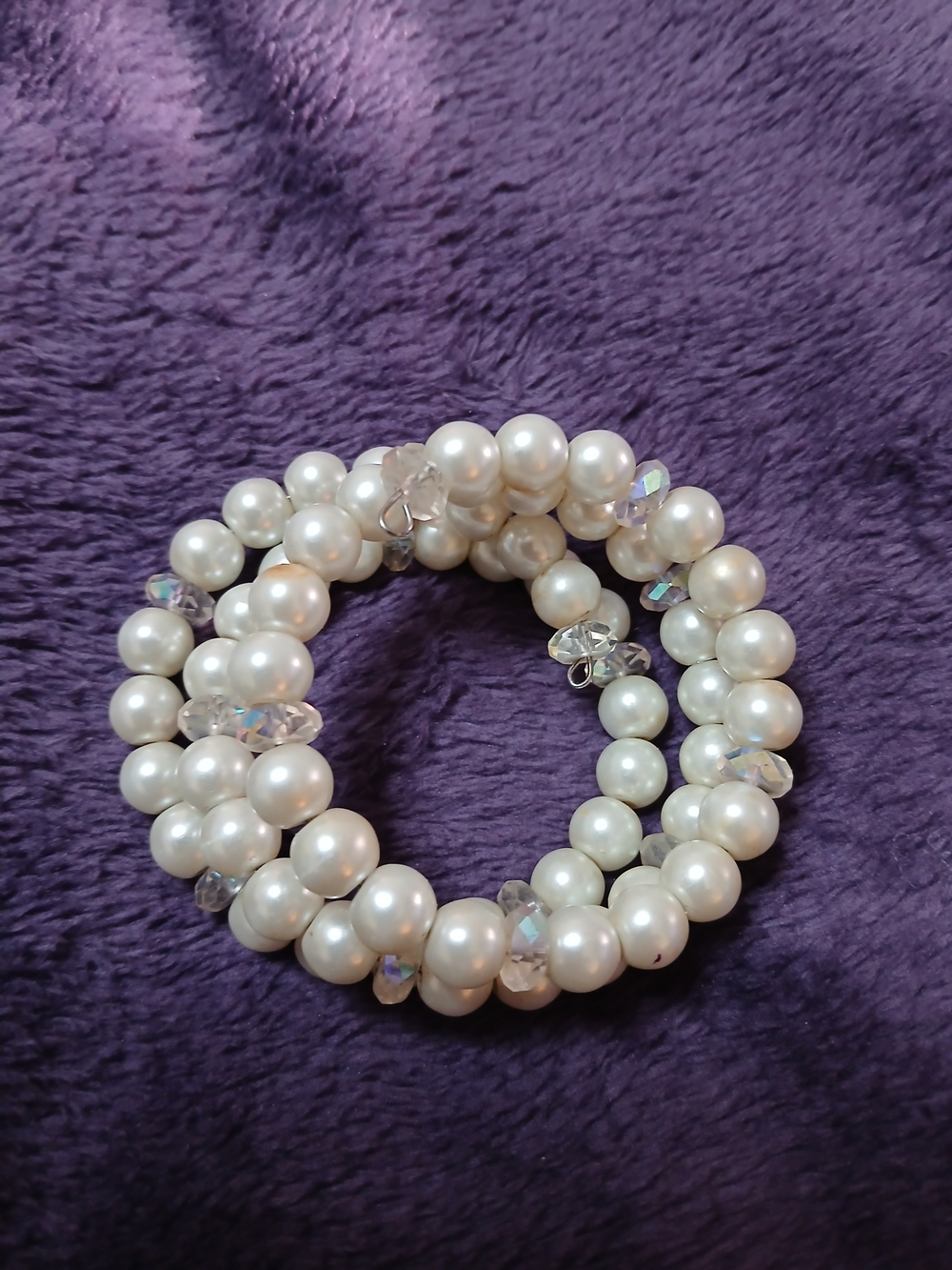 White Pearl Coil Bracelet with Sparkling Crystal Beads